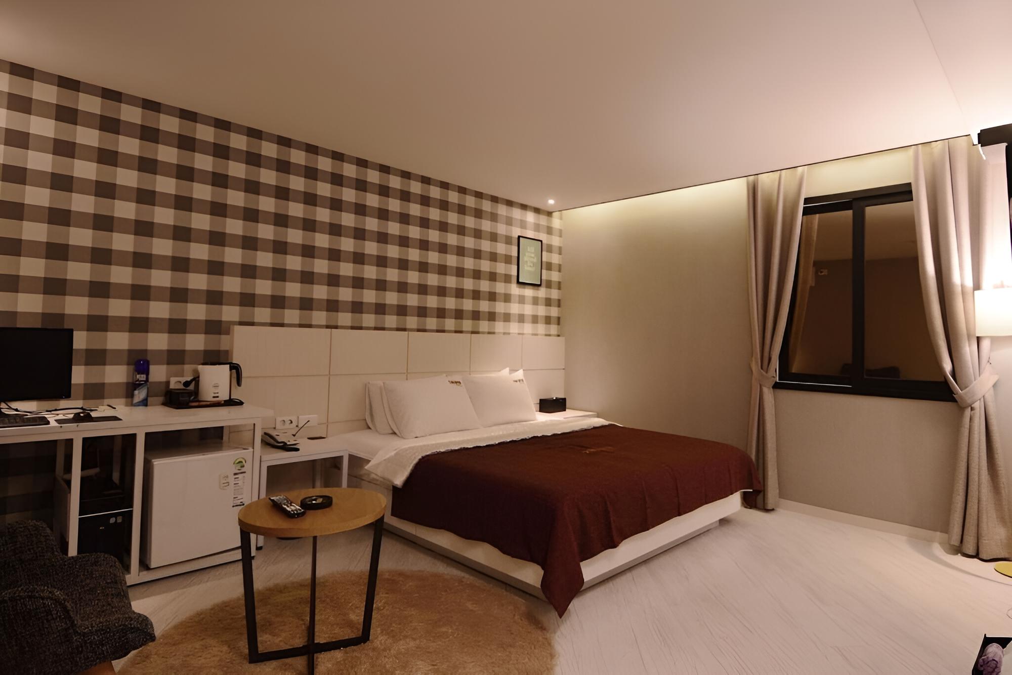 Busan Deokcheon 2heaven Hotel, Busan - 11