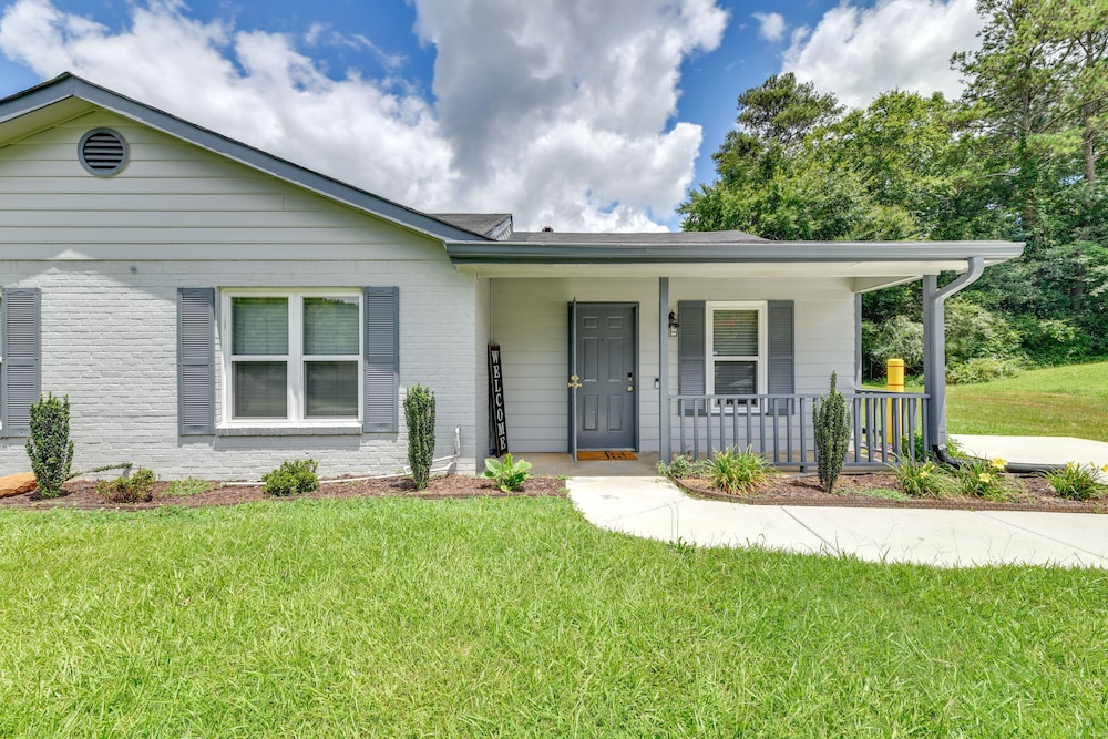 Atlanta Vacation Rental ~ 14 Mi to Downtown! view 4