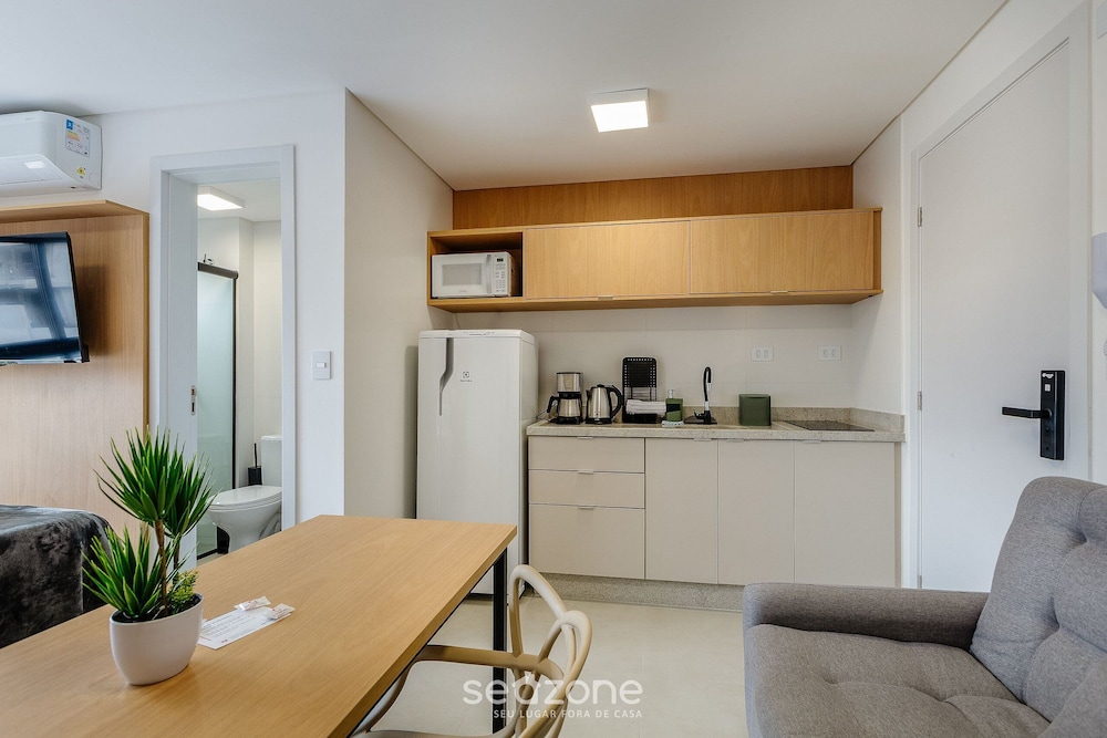 Your Complete Stay in a Building With a gym in the Best Location in Curitiba - Plas