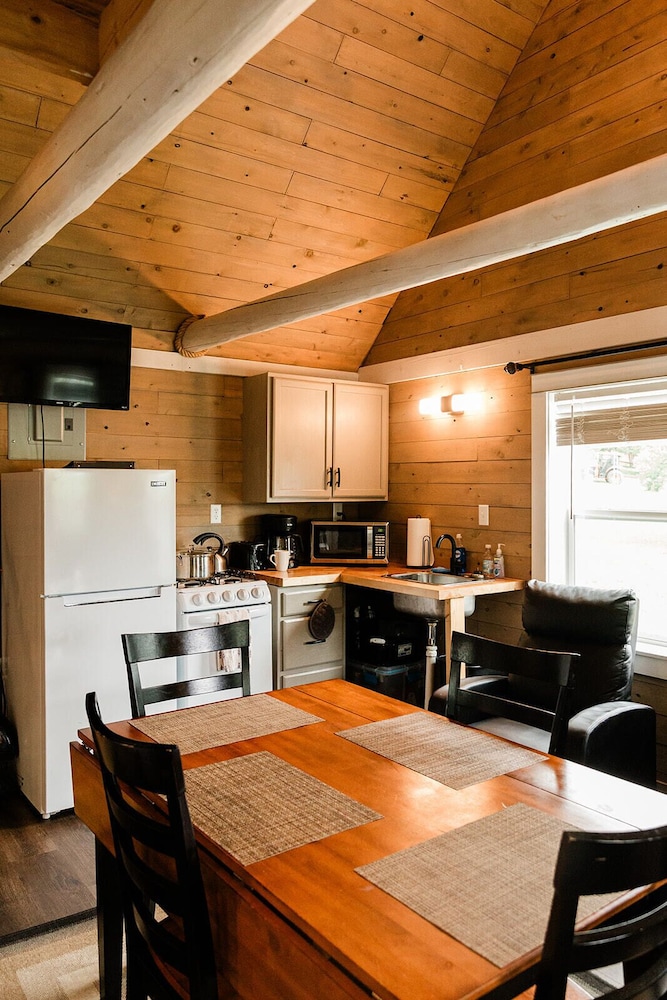 Portage Lakeside Cabins