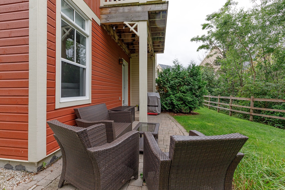 Rivergrass Condos