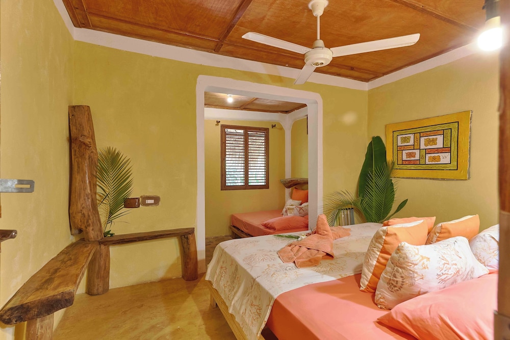 CHALET TROPICAL Hotel & Restaurant-Pizzeria