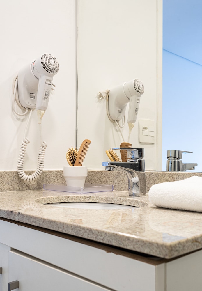 Setin Downtown Genebra by Viva - Apartamentos completos na Bela Vista com piscina
