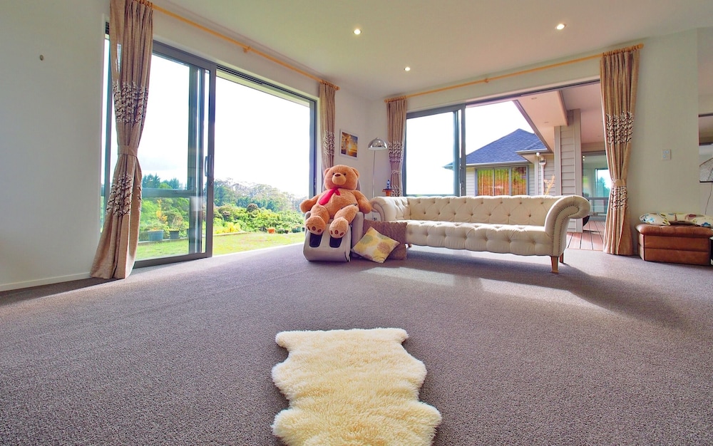Cherry Manor - Adults Only view 2