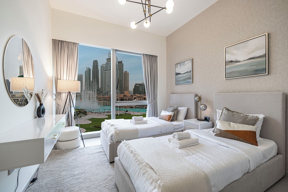 GOGOTO Burj & Fountain View Stay
