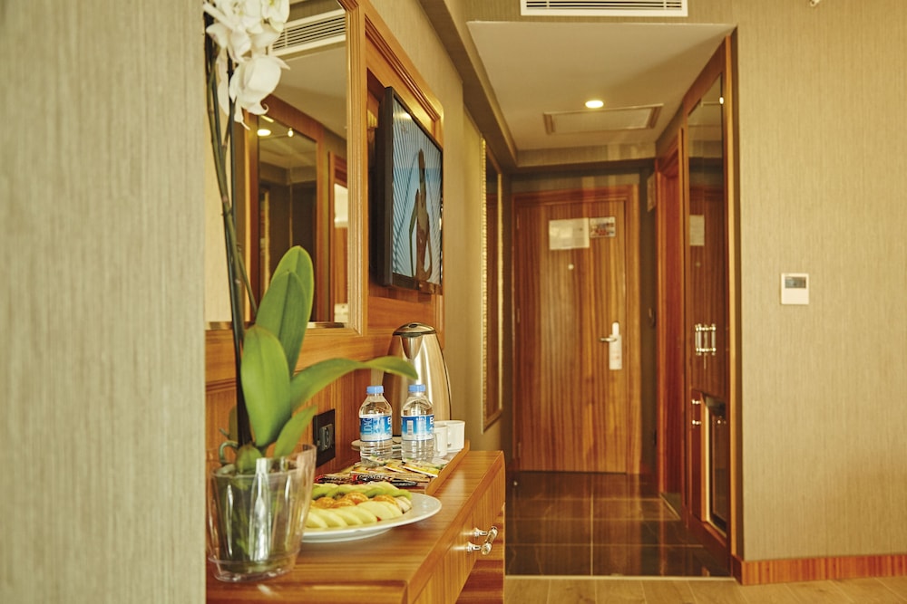 Ilkbal Deluxe Otel & Spa - Image 25