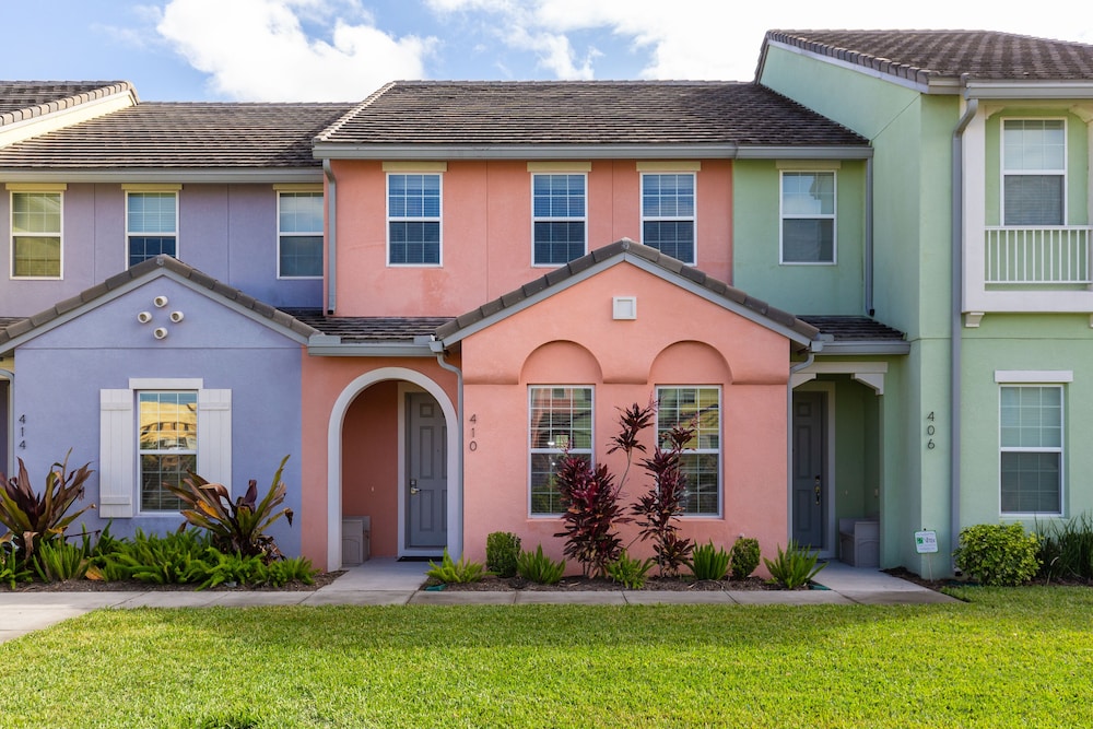 Festival Disney Oasis by VillaDirect - Image 1