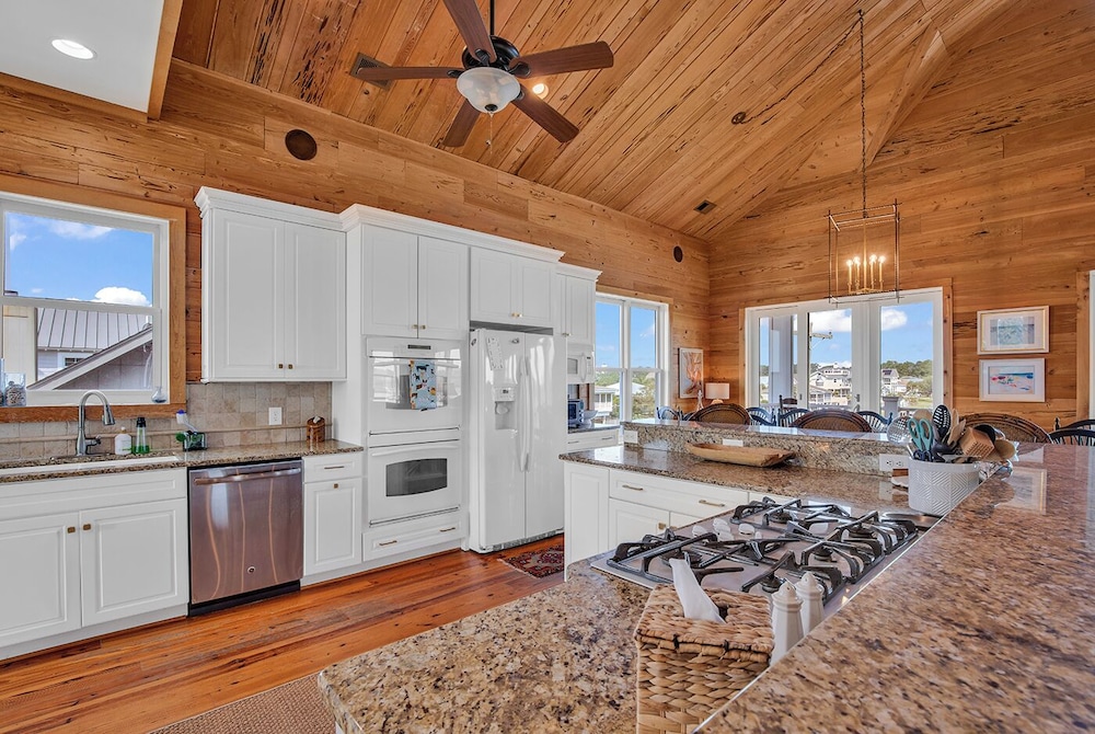 Lachicotte Vacation Rentals