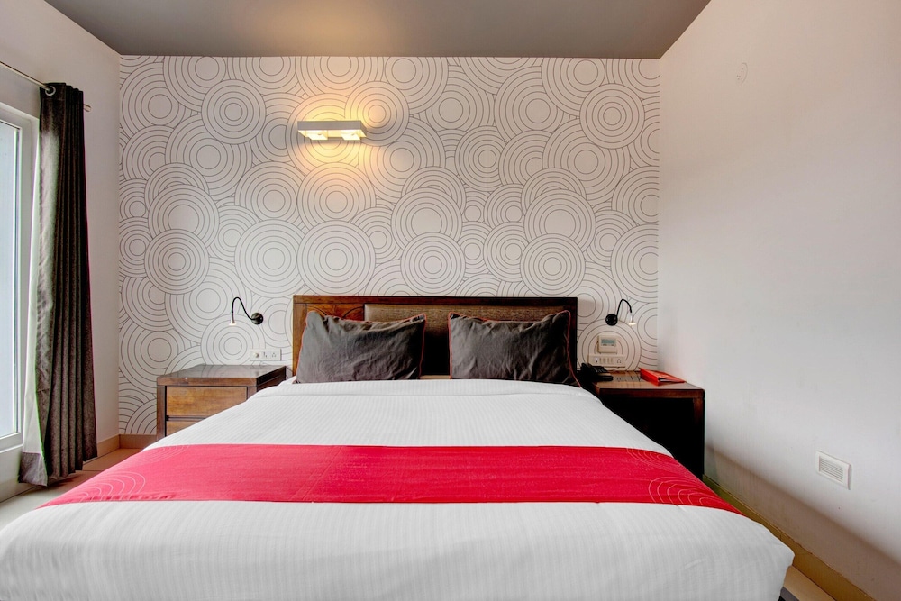 Elite Stays at Ulsoor Near Halasuru Metro Station