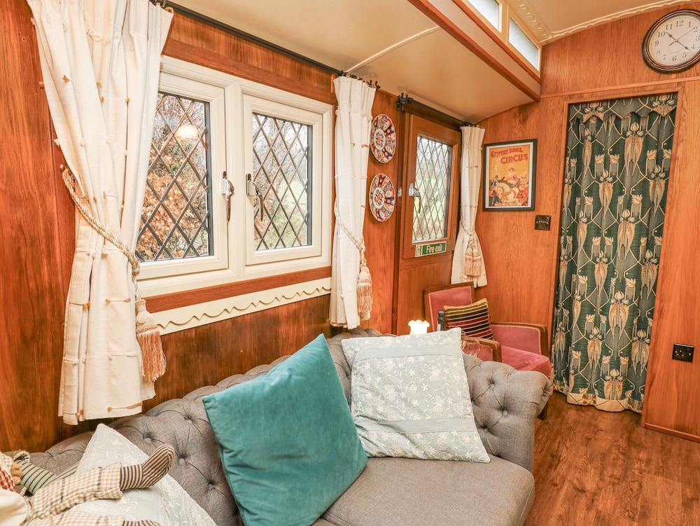 Dolly the Circus Wagon