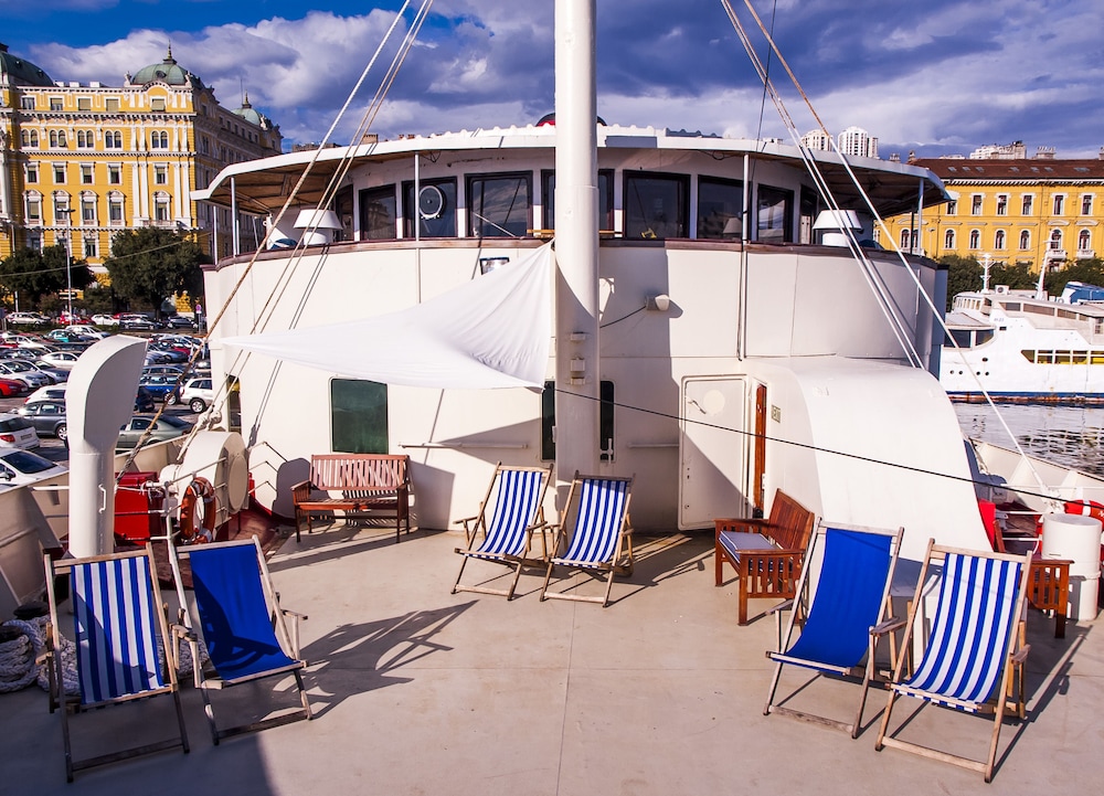Botel Marina - Hostel