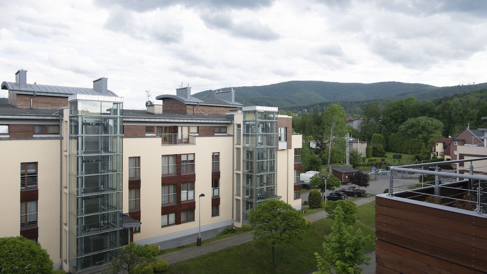 Apartamenty Sun & Snow Ustroń view 3