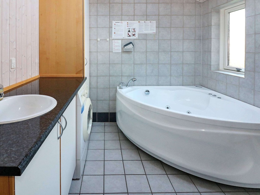 6 Person Holiday Home in Hadsund