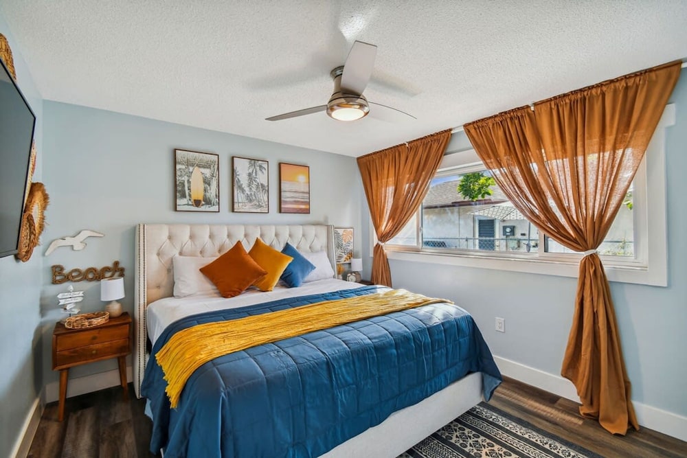 Tropical Pool Retreat in Tarpon Springs