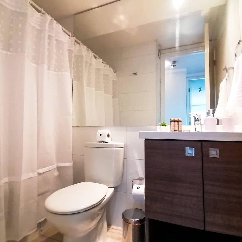 Kennedy Modern 2 Bed Apt in Las Condes