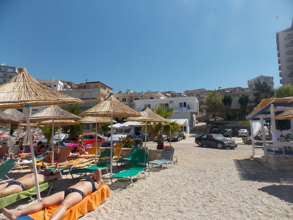 Santa Paola Hotel - In Sarandë (Kodrra)