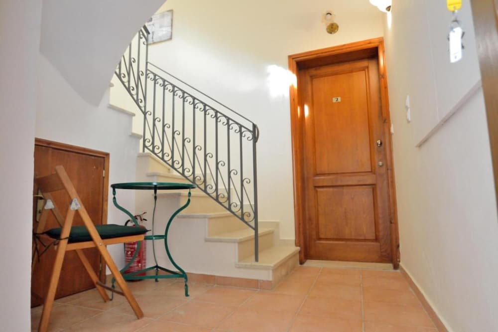Katrina Superior Apartment 5 With Balcony view 3