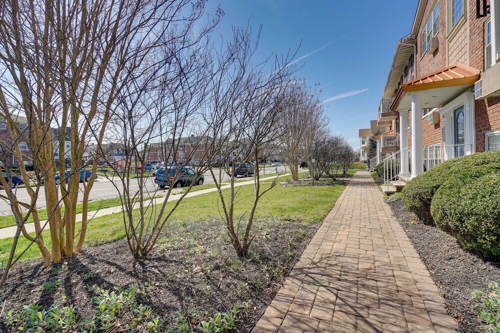 Asbury Park Condo < Half-mi to Beach & Boardwalk! view 3
