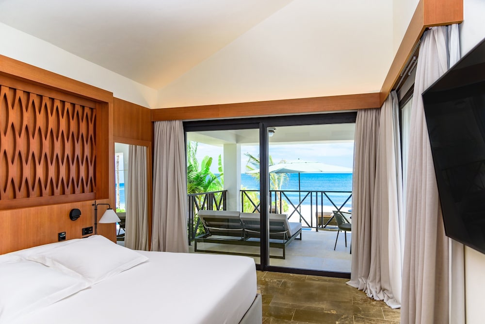 Jamaica Vacations - The Beach Villas at Excellence Oyster Bay - Adults Only All Inclusive - Property Image 4