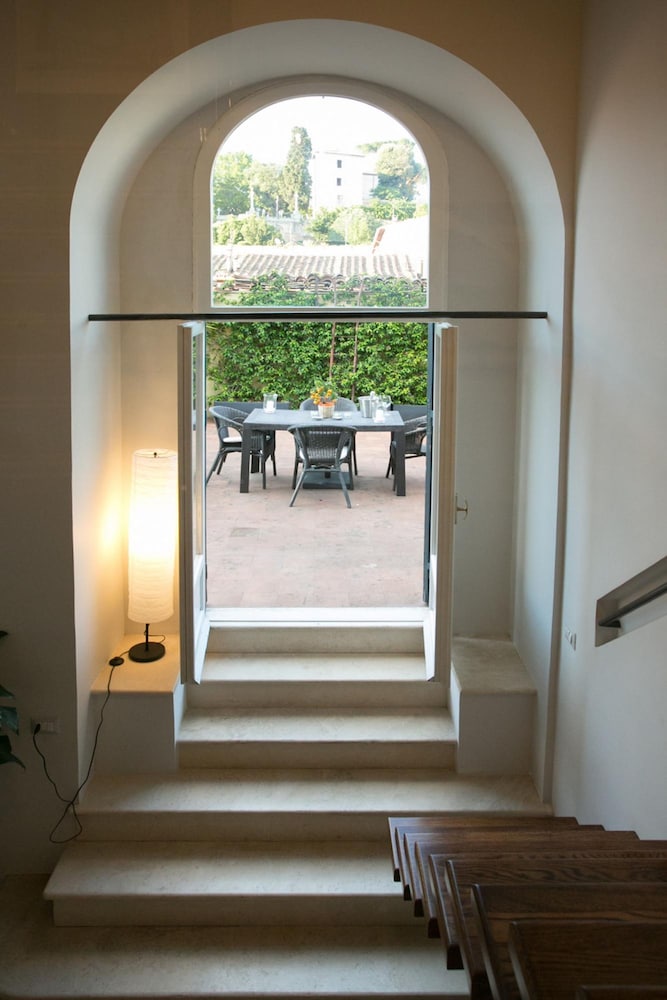 Your Prestigious Penthouse at the Spanish Steps