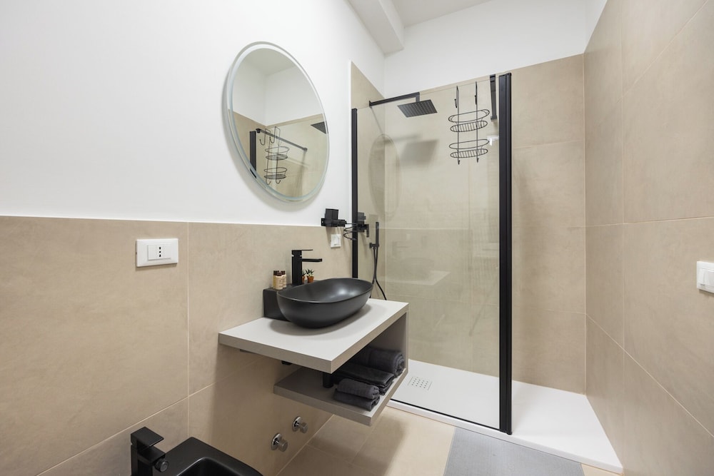 Luxury Station Suite
