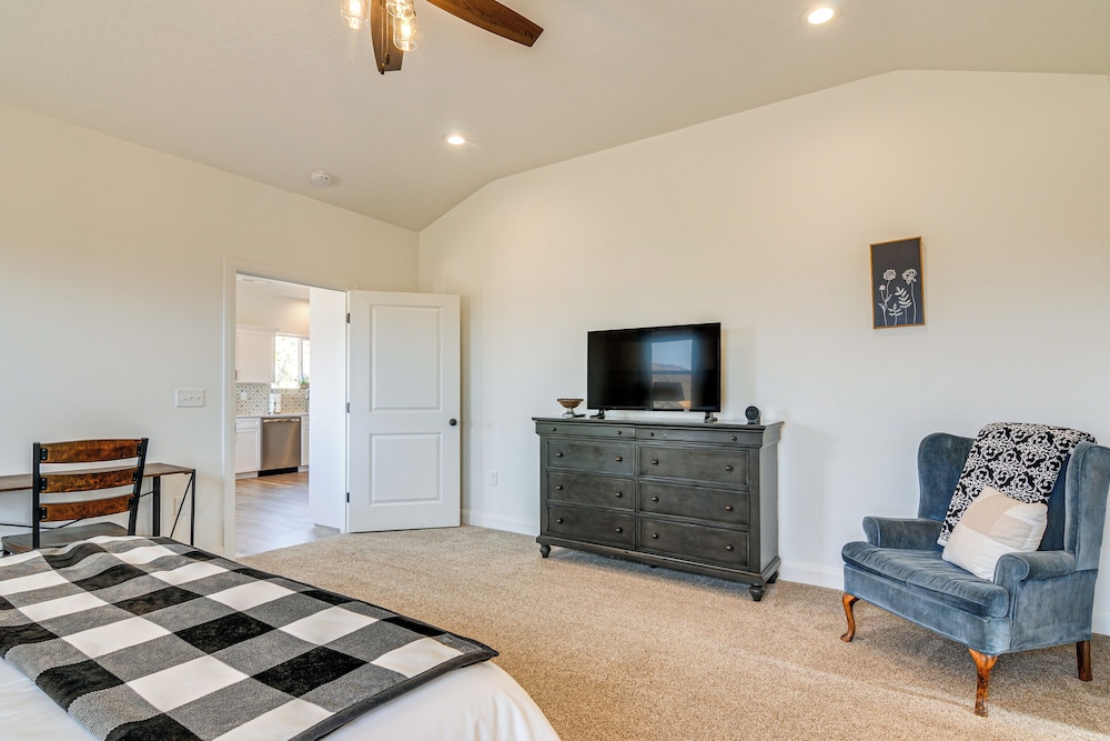 Stunning Red Rock Views! Kanab Home By Natl Parks