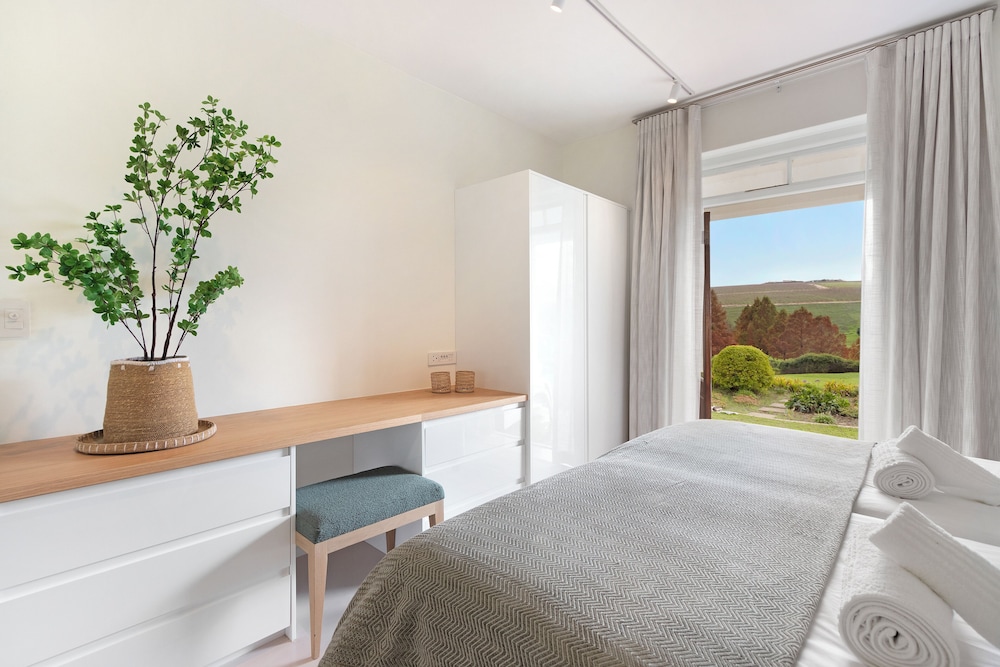 Winelands Golf Lodges at De Zalze