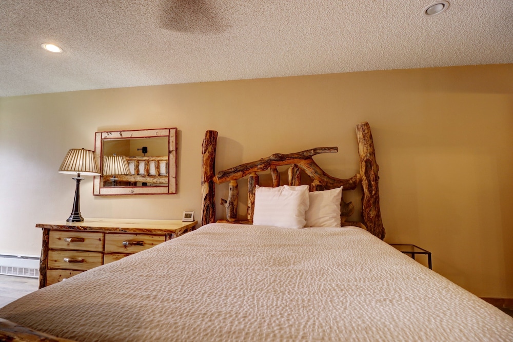 SkyRun Copper Mountain Resort Vacation Lodging