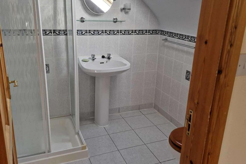Villa Daffodil - Sleeps 2 & Stunning Seaside Views