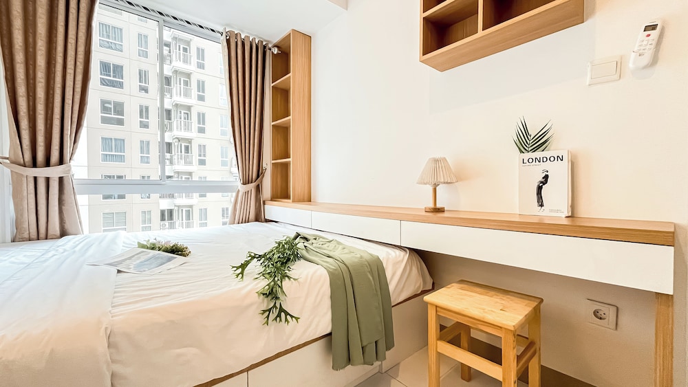 Minimalist Chic 2Br Apartment At Tokyo Riverside Pik 2