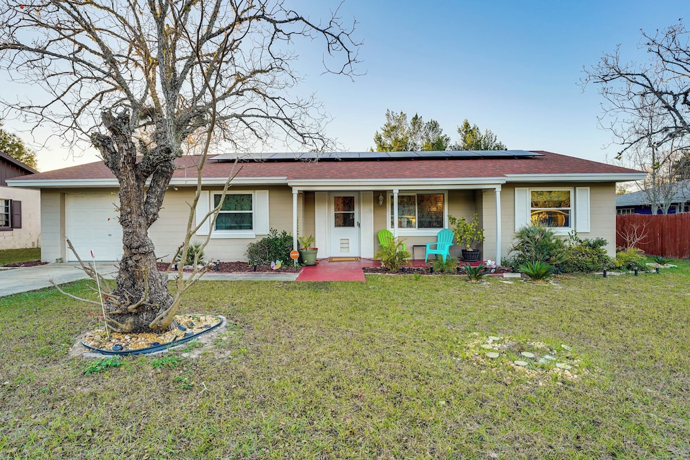 Pet-friendly Horse Capital Hub w/ Patio & Yard
