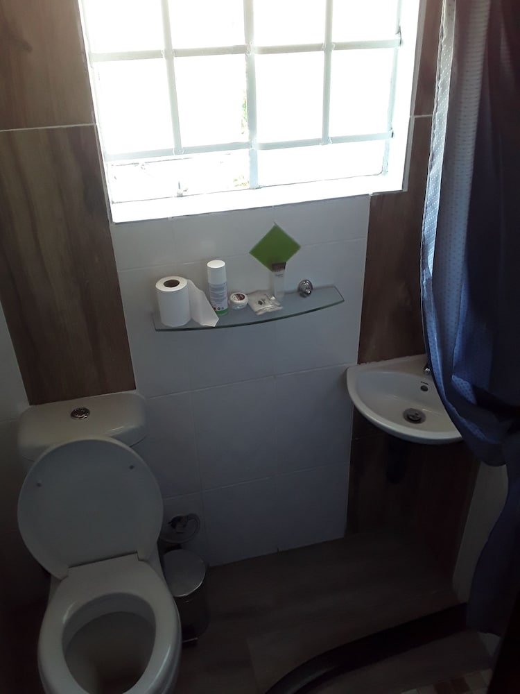 Vuya Nathi Bed & Breakfast