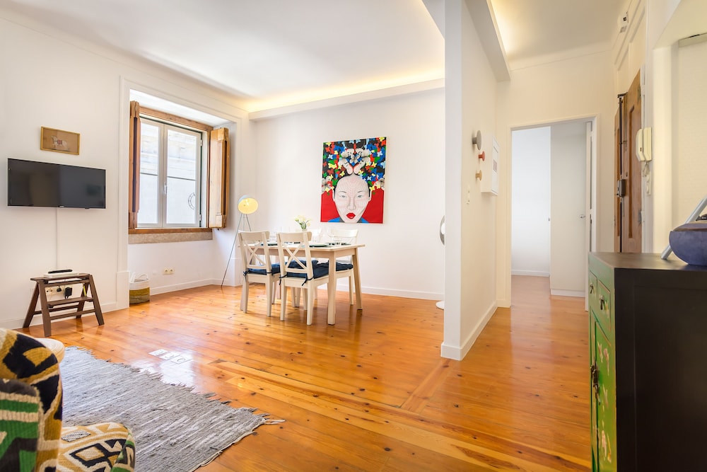 Central Apartment at Chiado