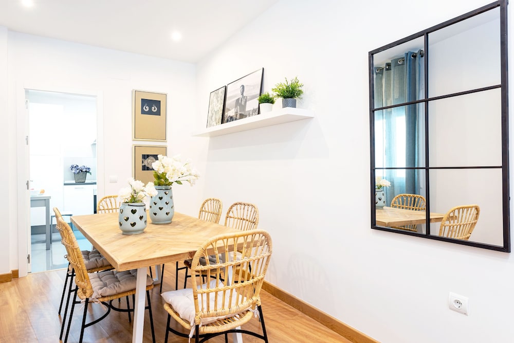 Modern Apartment in Prime Location. Marín García III