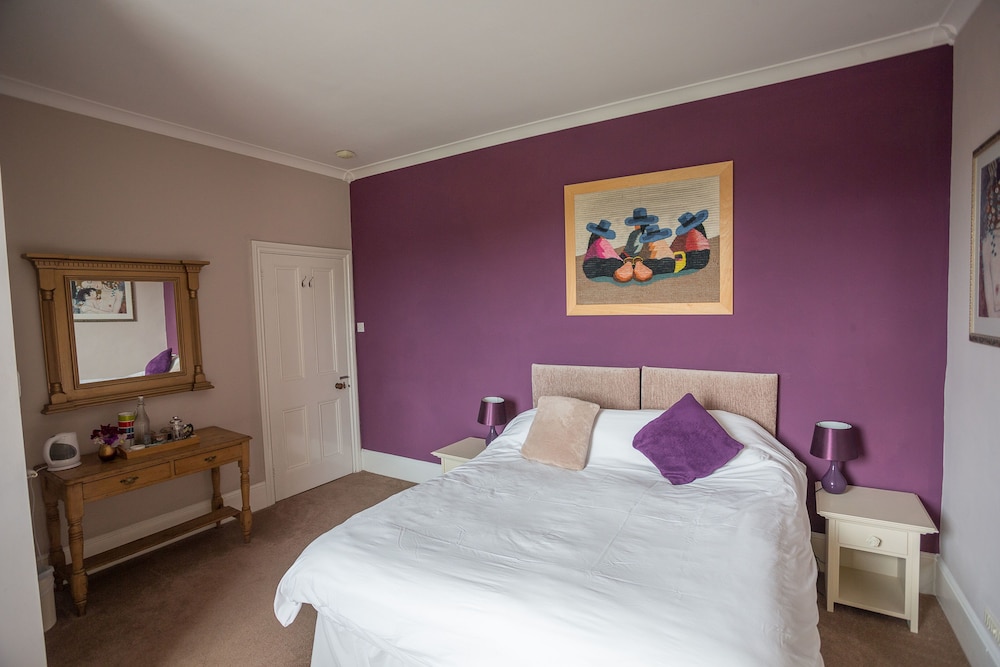 Clarendon view 4