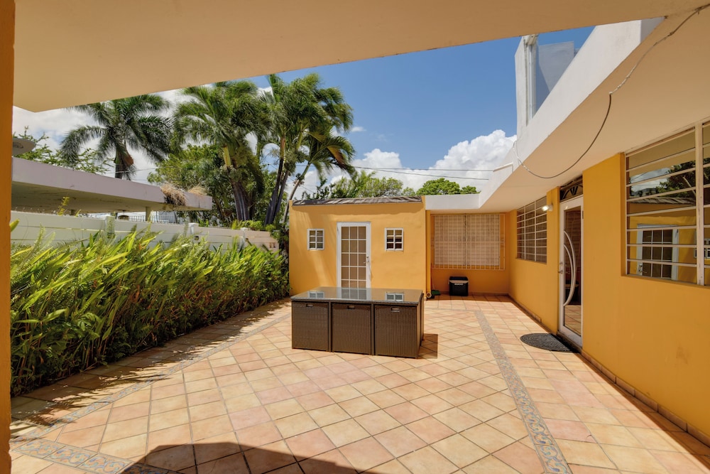 Private Heated Pool: Walk to Isla Verde Beach - Property Image 41