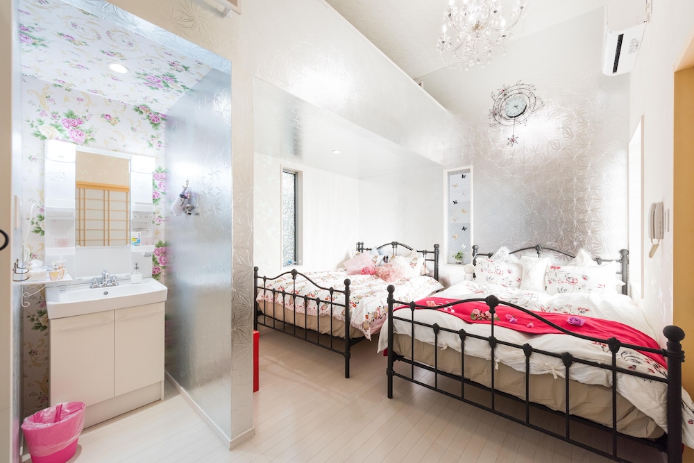 Papillon Paradis Nishi-Shinjuku