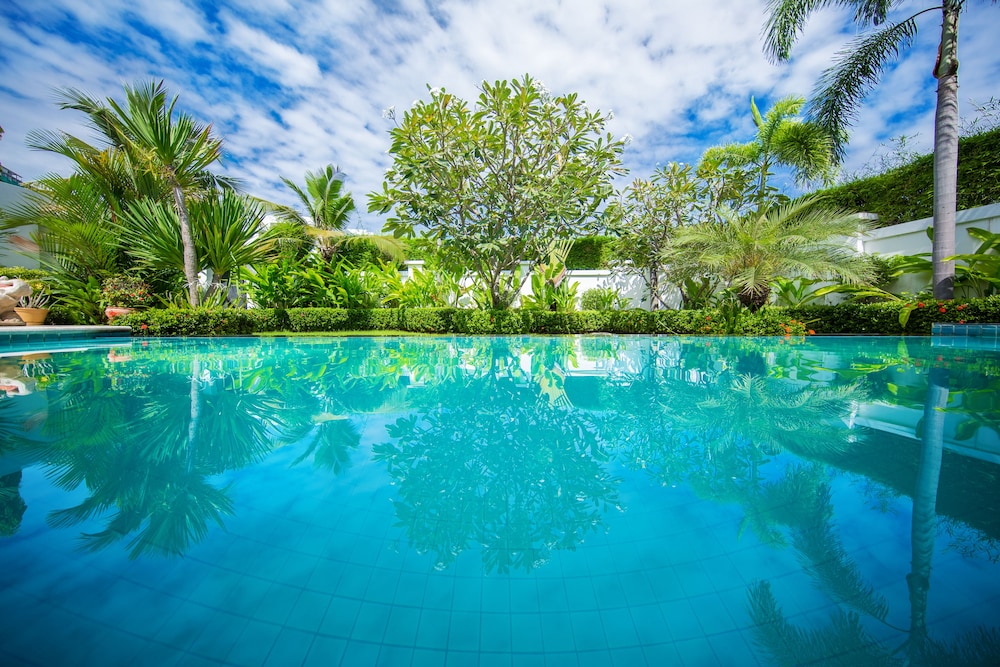 Hollywood Pool Villa Jomtien Pattaya