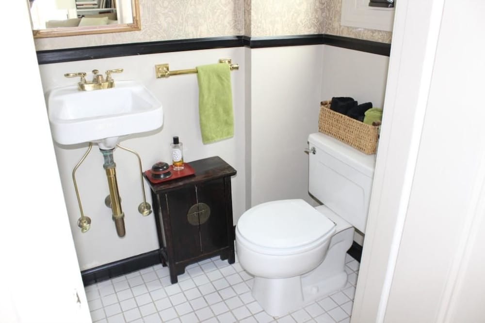 Ocean View Terrace Apartment - Image 3