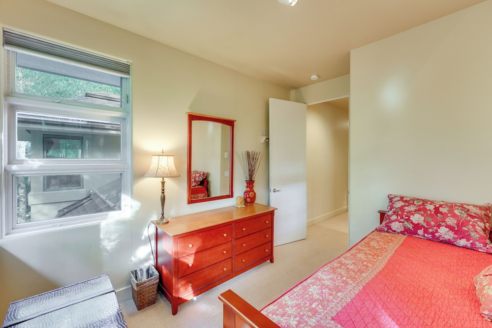 Expansive Sun Valley Home Close to Slopes!