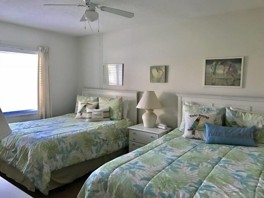 Coconuts Beach Resort