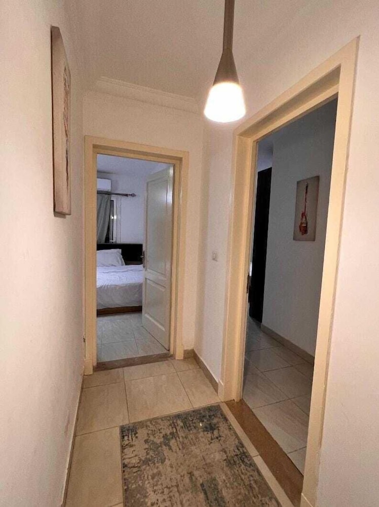 Premium Hotel Apt In Madinty10.102.46.22 view 3