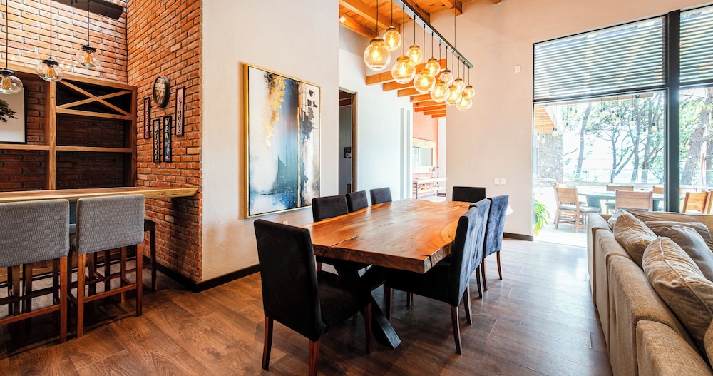 Pedacito de Lago - Lakeview Home