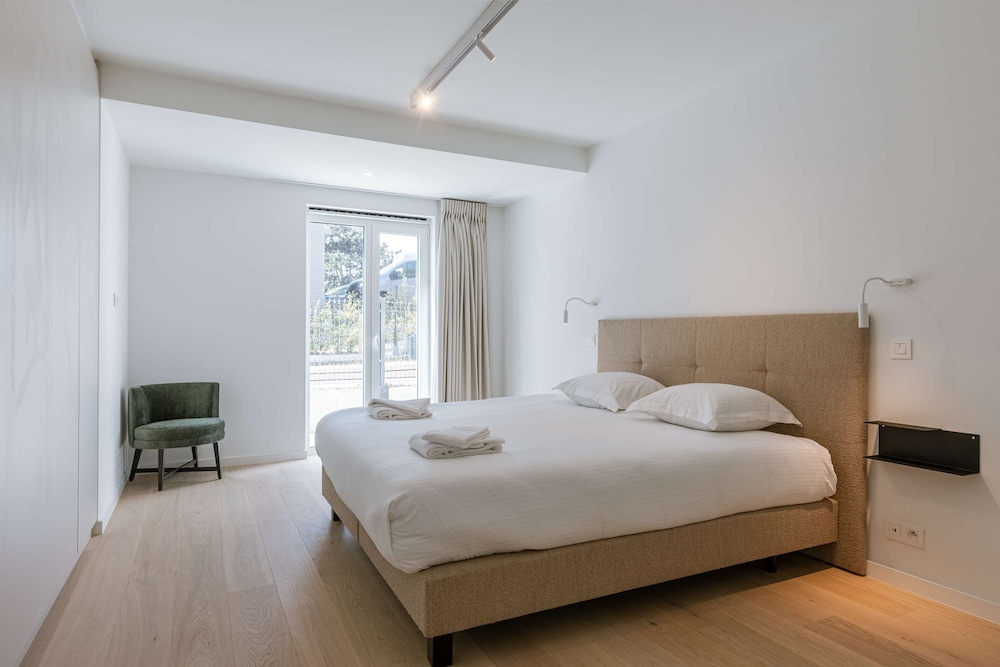 Huswell - Family Villa With Terrace and Parking