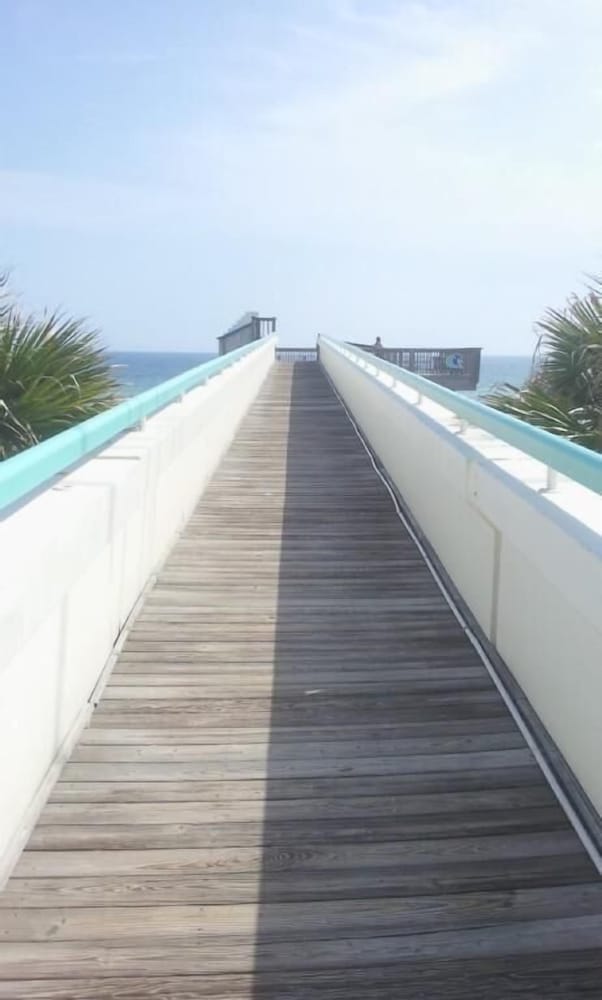 Surfside 1210 2 Bedroom Apartment by BnD