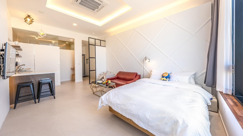 hotel room