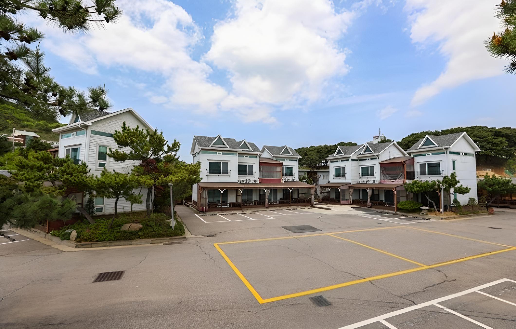 Eulwangri Ocean Sky Pension view 3