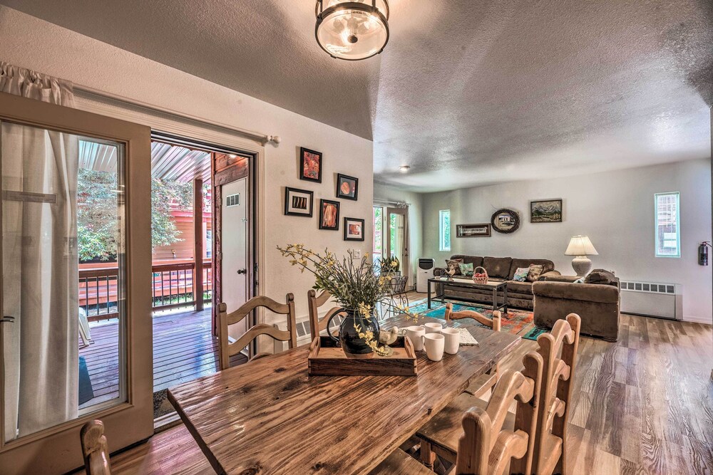 Mountain Lodge w/ Hot Tub, Walk to Grindstone Lake view 5