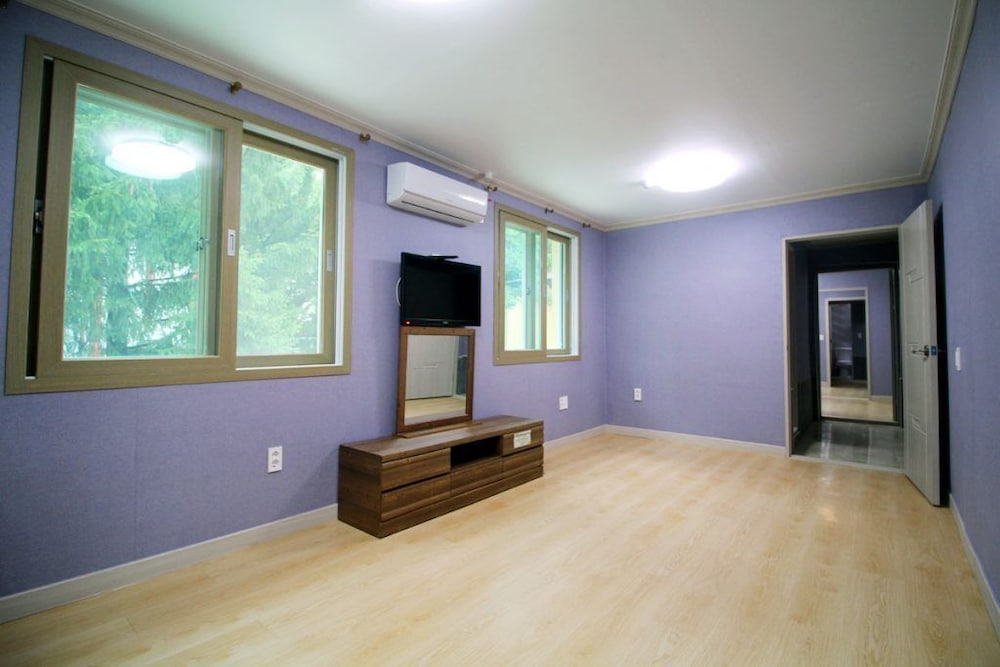Muju Haebaragi Hostel view 3