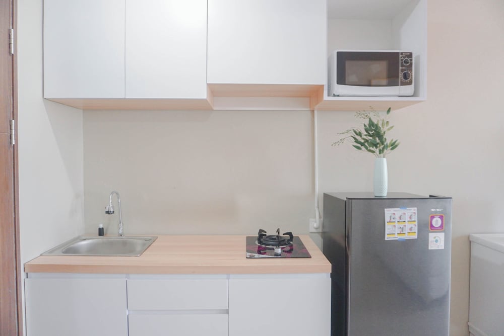 Homey Living and Well Designed Studio Room at Royal Sentul Park Apartment
